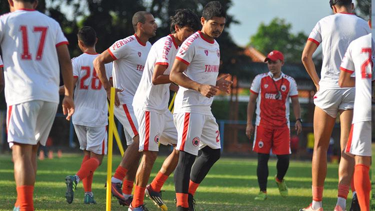 Suasana latihan pemain Persija Jakarta di Bali. Copyright: Media Persija