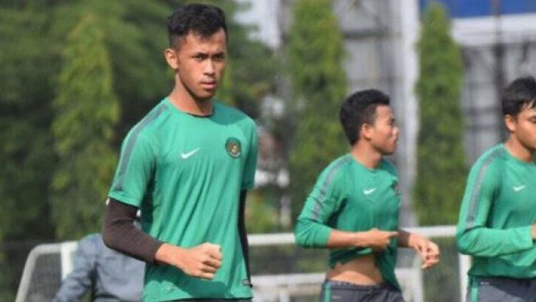 Aqil Savik kiper Timnas Indonesia U-19. Copyright: Instagram/@AqilSavik