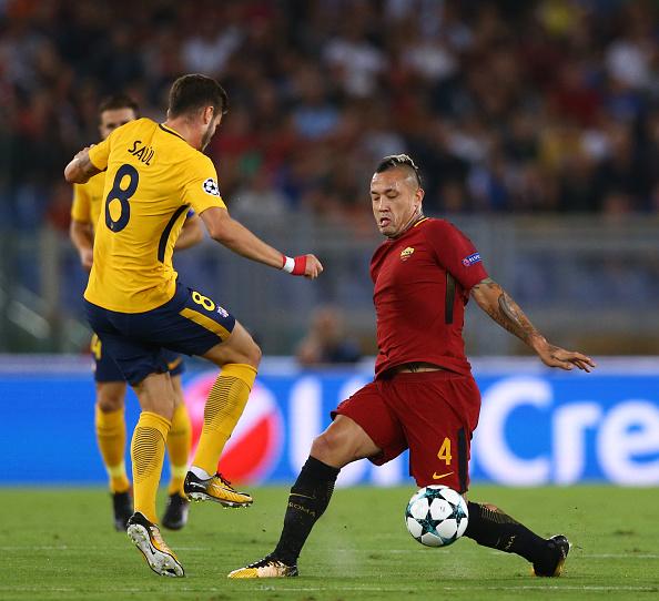 Radja Nainggolan, gelandang AS Roma dalam laga Atletico Madrid. Copyright: INDOSPORT