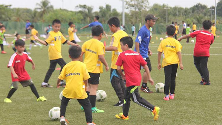 Pengembangan Sepakbola Brunei yang bekerja sama dengan Jepang. Copyright: JFA