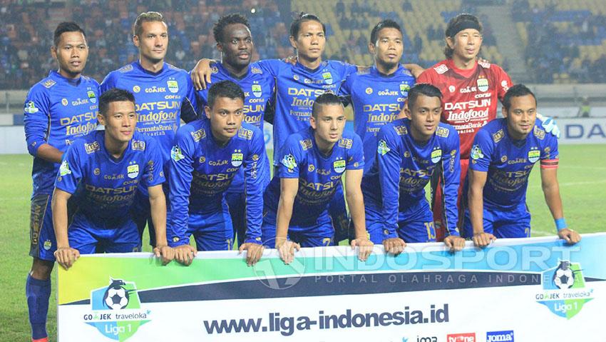 Persib Bandung memilih fokus mempersiapkan diri menghadapi Bali United pada laga kandang Gojek Traveloka Liga 1 di Stadion Si Jalak Harupat, Kabupaten Bandung, Kamis (21/9/2017). Copyright: Arif Rahman/Indosport.com