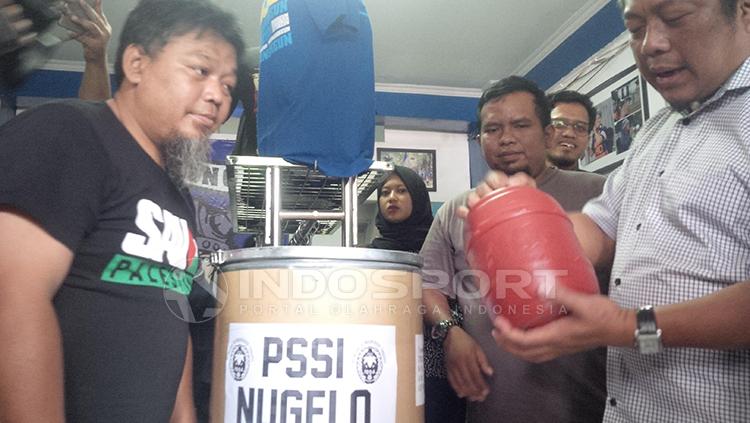 Wakil Ketua DPRD Provinsi Jawa Barat, Haris Yuliana mendukung langkah Bobotoh. Copyright: Arif Rahman/INDOSPORT