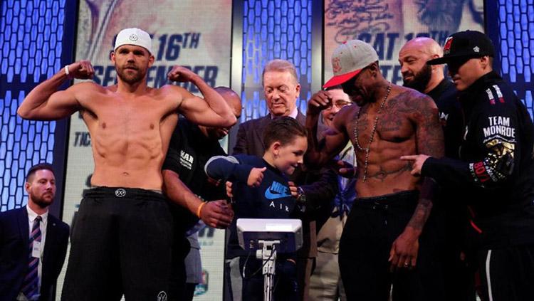 petinju Billy Joe Saunders (kiri) dan lawannya Willie Monroe Jr.