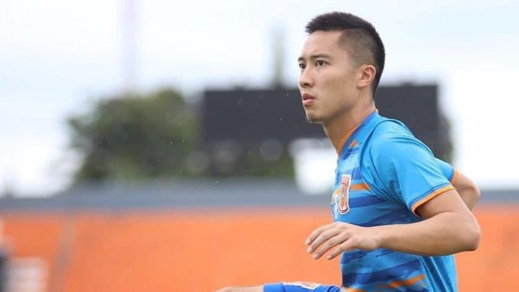 Arthur Irawan saat jalani latihan bersama Borneo FC. Copyright: Twitter@irawan_arthur