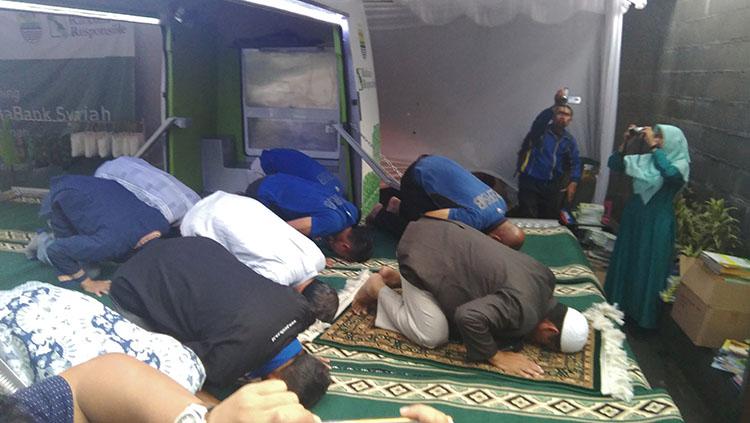 Mobil Masjid Persib Bandung Copyright: Gita Agiet/INDOSPORT