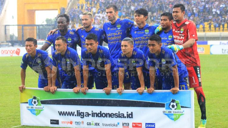 Skuat Persib Bandung di laga melawan Bhayangkara FC. Copyright: Arief R/INDOSPORT