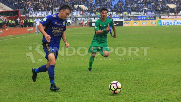 Shohei Matsunaga, pemain Persib Bandung. Copyright: Arief R/INDOSPORT