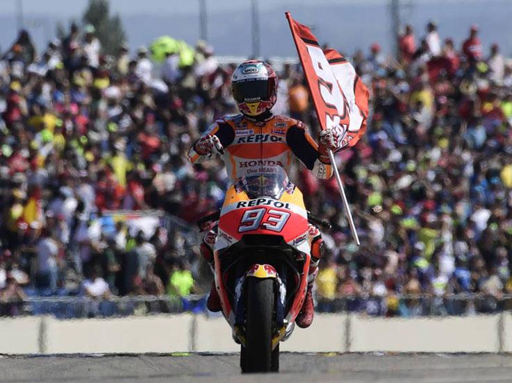 Marc Marquez berhasil menjadi juara di MotoGP Aragon 2017. Copyright: Twitter @gpsdanoticia