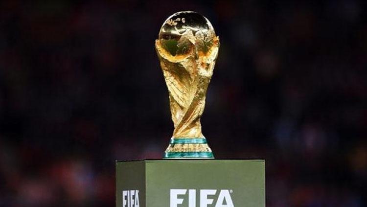 Trofi Piala Dunia Copyright: Internet