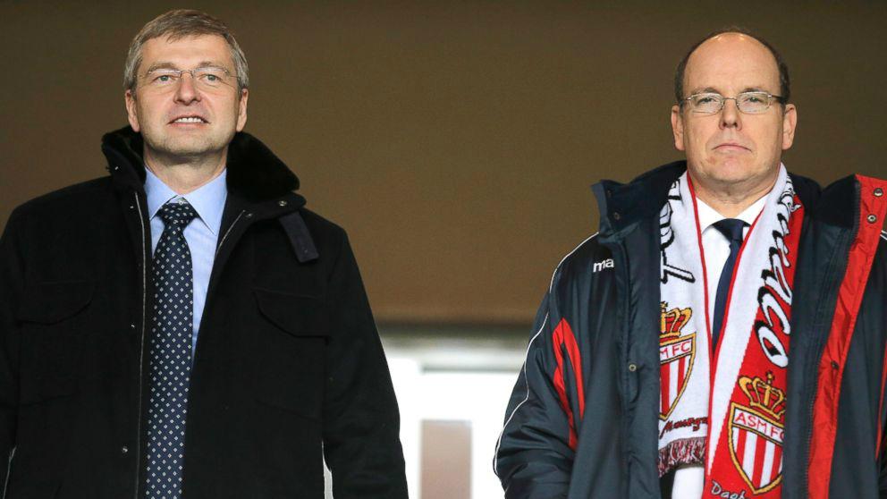 Presiden AS Monaco, Dmitry Rybolovlev (kiri) dan Prince Albert II Of Monaco.