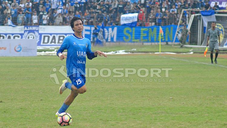 Persebaya Surabaya tengah mengincar Rangga Muslim dari PSIM Yogyakarta. Copyright: INDOSPORT/Prima Pribadi