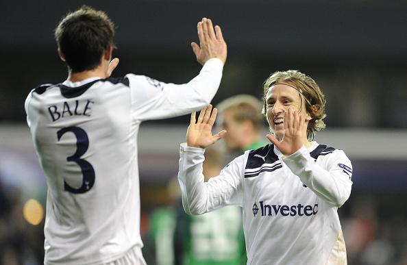 Bale dan Modric saat masih di Tottenham Hotspur. Copyright: INDOSPORT