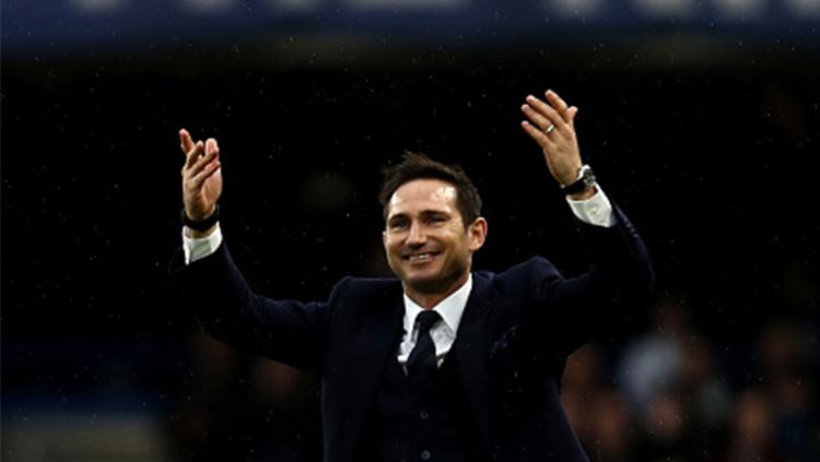 Frank Lampard akhirnya menanggapi nyanyian ejekan para suporter Leeds United. - INDOSPORT