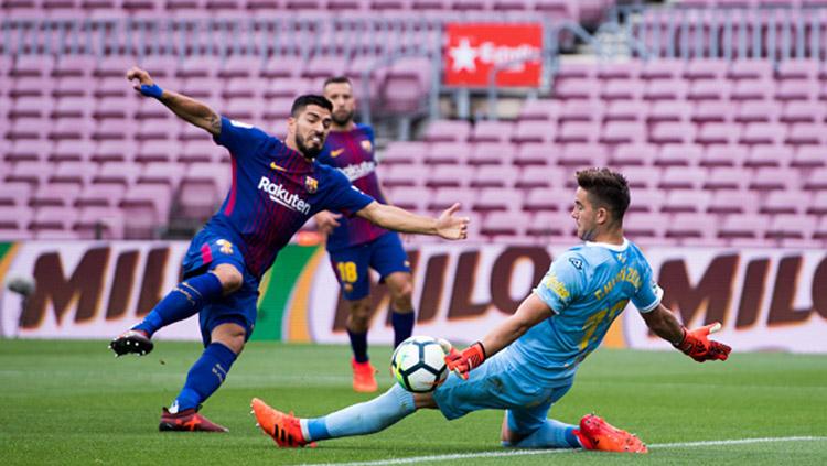 Luis Suarez pada laga melawan Las Palmas. Copyright: INDOSPORT