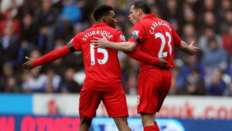 Daniel Sturridge dan Jamie Carragher Copyright: 90min