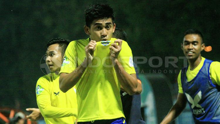 Arsyad Yusgiantoro, salah satu pemain muda potensial milik Persegres Gresik United. Copyright: INDOSPORT/Ian Setiawan