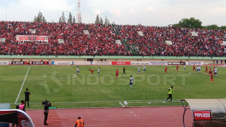 Persis Solo saat laga melawan PSPS Riau. Copyright: Ghozi El Fitra/INDOSPORT