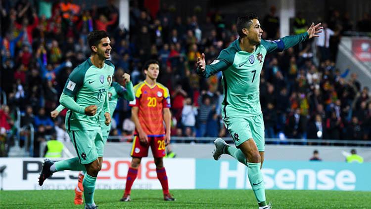 Selebrasi Cristiano Ronaldo usai mencetak gol. Copyright: INDOSPORT