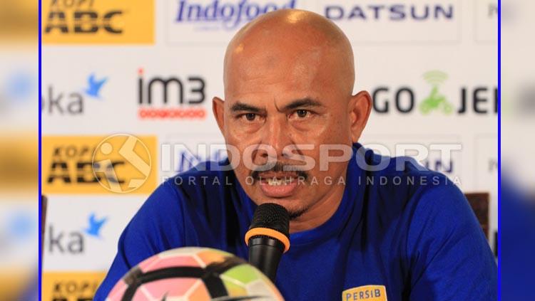 Herrie Setyawan, Asisten pelatih Persib Bandung. Copyright: Gita Agiet
