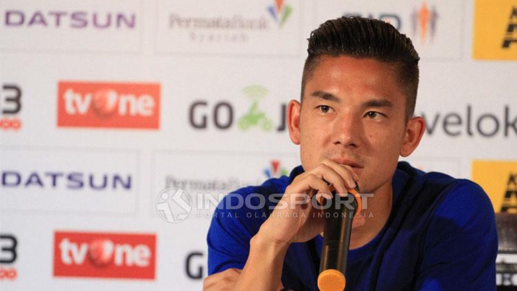 Kim Jeffrey Kurniawan dalam konferensi pers. Copyright: INDOSPORT/Gita Agiet