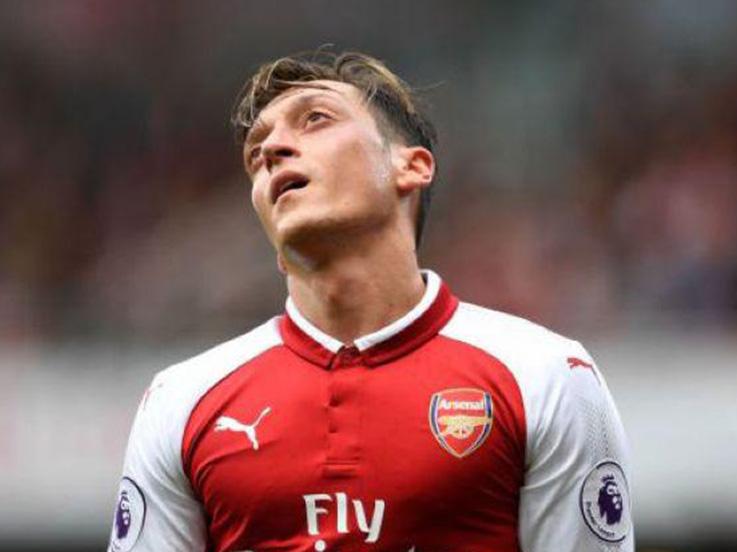 Mesut Ozil bakal sulit bergabung ke Manchester United Copyright: internet