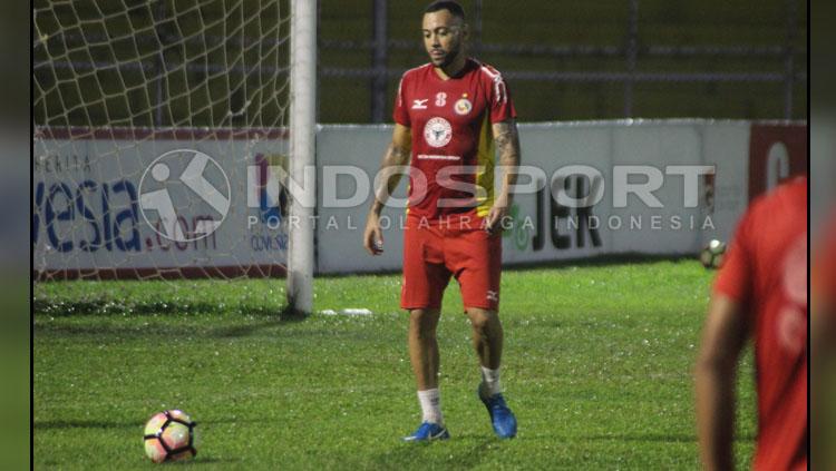 Marcel Sacramento, striker Semen Padang. Copyright: Taufik Hidayat/INDOSPORT