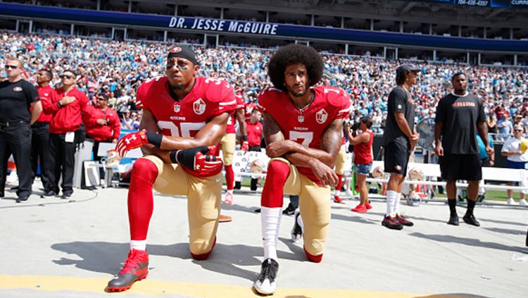Salah satu atlet NFL (National Football League) Amerika Serikat, yakni Colin Kaepernick kariernya hancur usai mengkritik kepemimpinan Presiden Donald Trump. Bagaimana kisahnya?