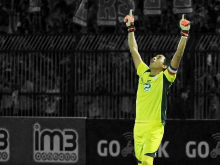 Choirul Huda, kiper Persela Lamongan. Copyright: Instagram/@danikristianw