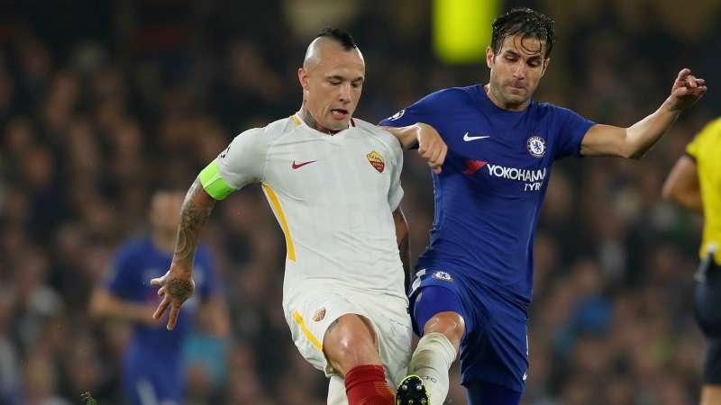 Nainggolan saat pertandingan kontra Chelsea. Copyright: Sporskeeda