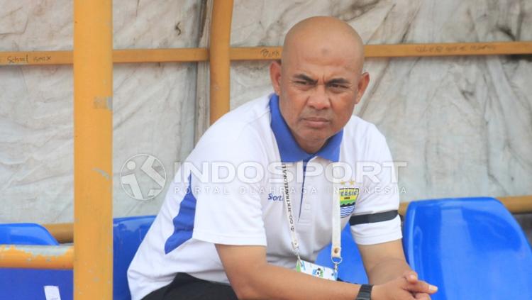 Asisten Pelatih Persib Bandung, Heri Setiawan. Copyright: Arif Rahman/INDOSPORT