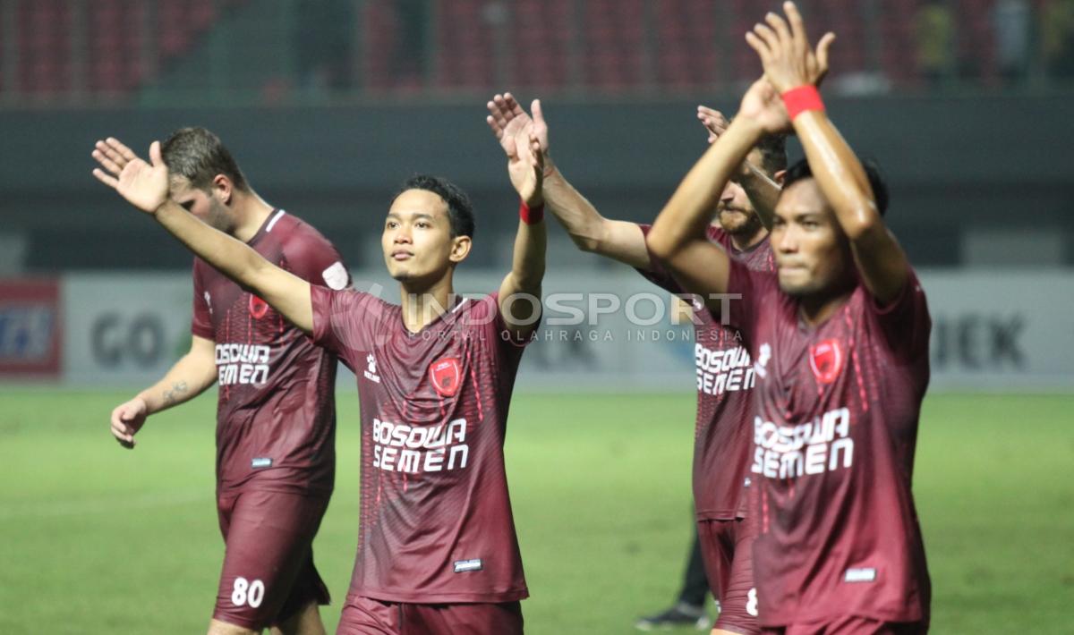 Selebrasi para pemain PSM Makassar usai mengalahkan Bhayangkara FC.