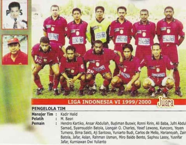 Skuat PSM Makassar tahun 1999/2000. Copyright: fourfourtwo