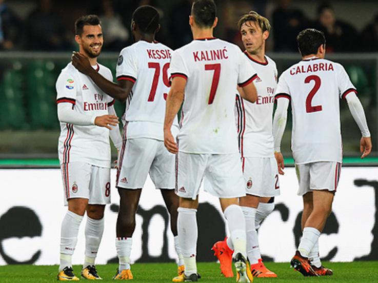 Selebrasi para pemain AC Milan. Copyright: INDOSPORT