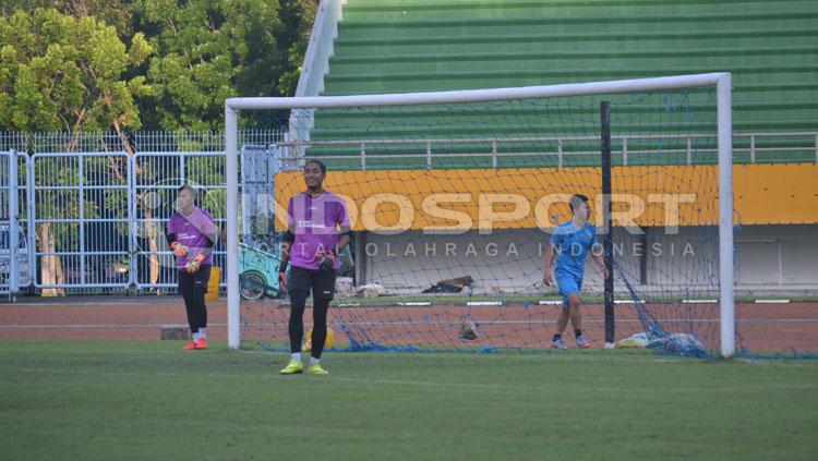 Sandy Firmansyah, kiper Sriwijaya FC. Copyright: Muhammad Effeni/INDOSPORT