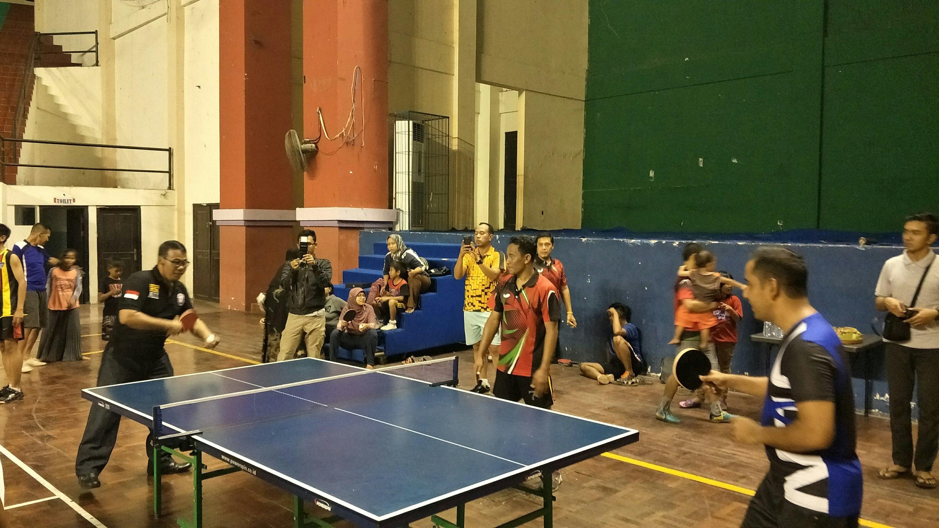 Wartawan Bangkalan adakan kegiatan tenis meja peringati Sumpah Pemuda Copyright: Madura Corner