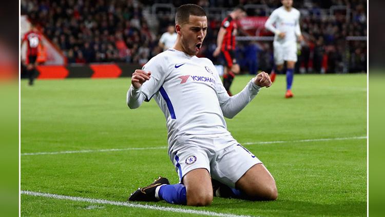 Selebrasi pemain megabintang Chelsea, Eden Hazard usai mencetak gol ke gawang AFC Bournemouth. Copyright: INDOSPORT