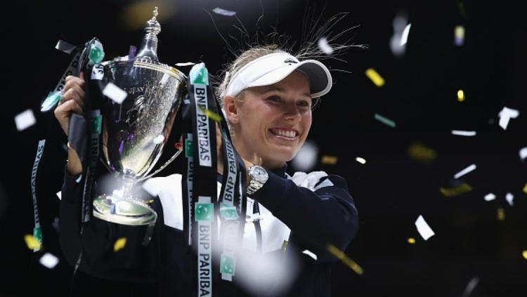 Caroline Wozniacki memenangkan WTA Finals 2017.