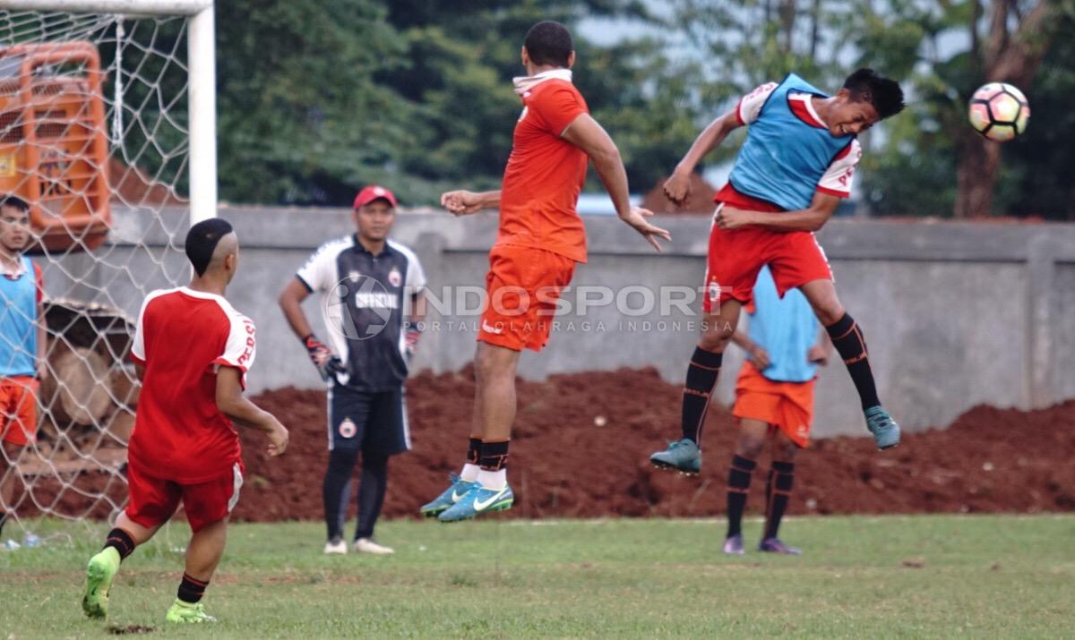 Latihan Persija Jakarta jelang melawan Persib Bandung.