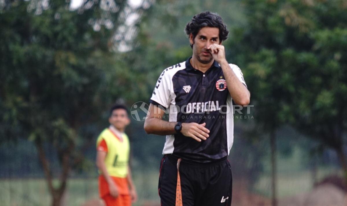 Latihan Persija Jakarta jelang melawan Persib Bandung.