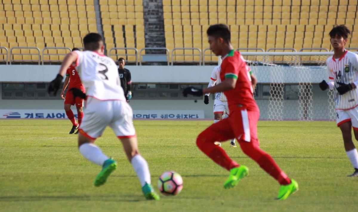 Situasi pertandingan Timnas Indonesia U-19 melawan Brunei di kualifikasi Piala Asia 2018 di Korea Selatan.