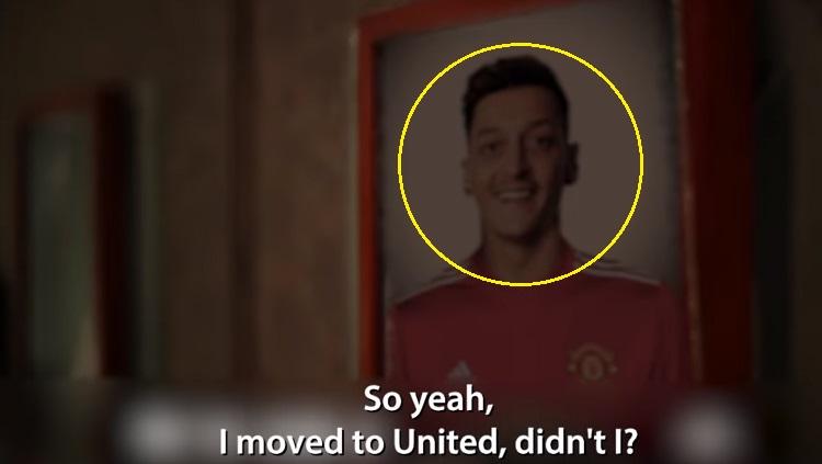 Mesut Ozil ke Manchester United? Copyright: Youtube