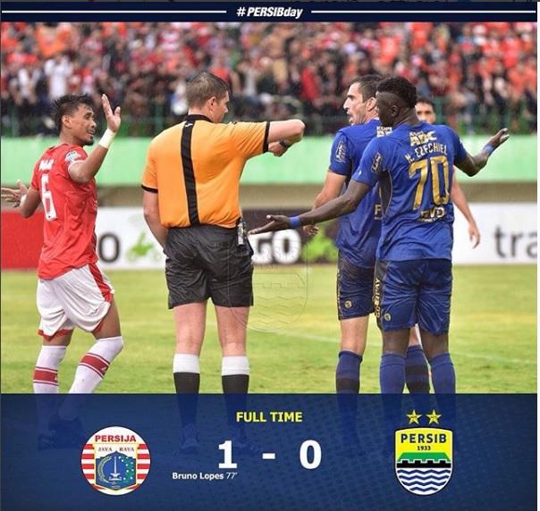 Persija menang walkout atas Persib di Stadion Manahan, Solo. Copyright: Persib.id