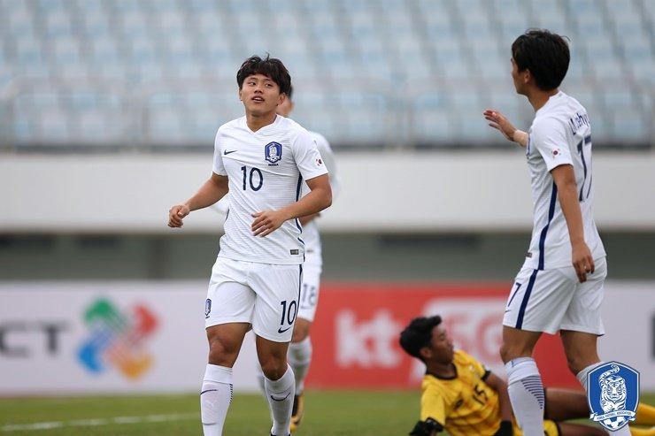 Cho Young-wook mencetak hattrick ke gawang Brunei Darussalam. Copyright: Twitter/@theKFA