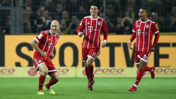 Arjen Robben cetak gol pembuka dalam laga Borussia Dortmund vs Bayern Munchen. Copyright: INDOSPORT