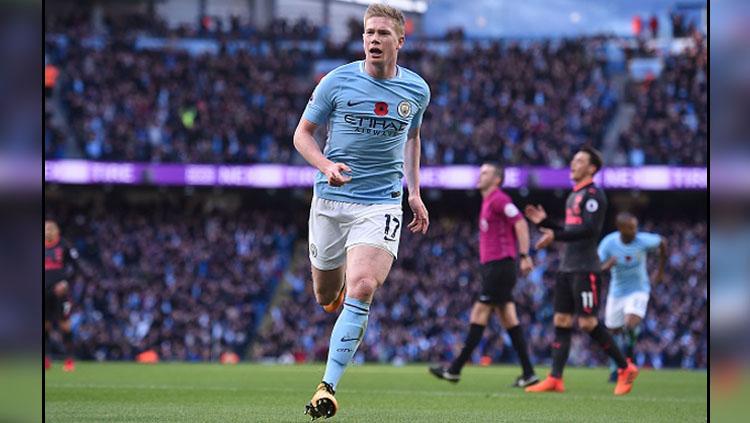 Kevin De Bruyne unggulkan Man City atas Arsenal di babak pertama. Copyright: INDOSPORT