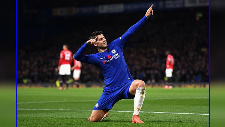 Selebrasi Alvaro Morata usai mencetak gol ke gawang Chelsea. Copyright: INDOSPORT