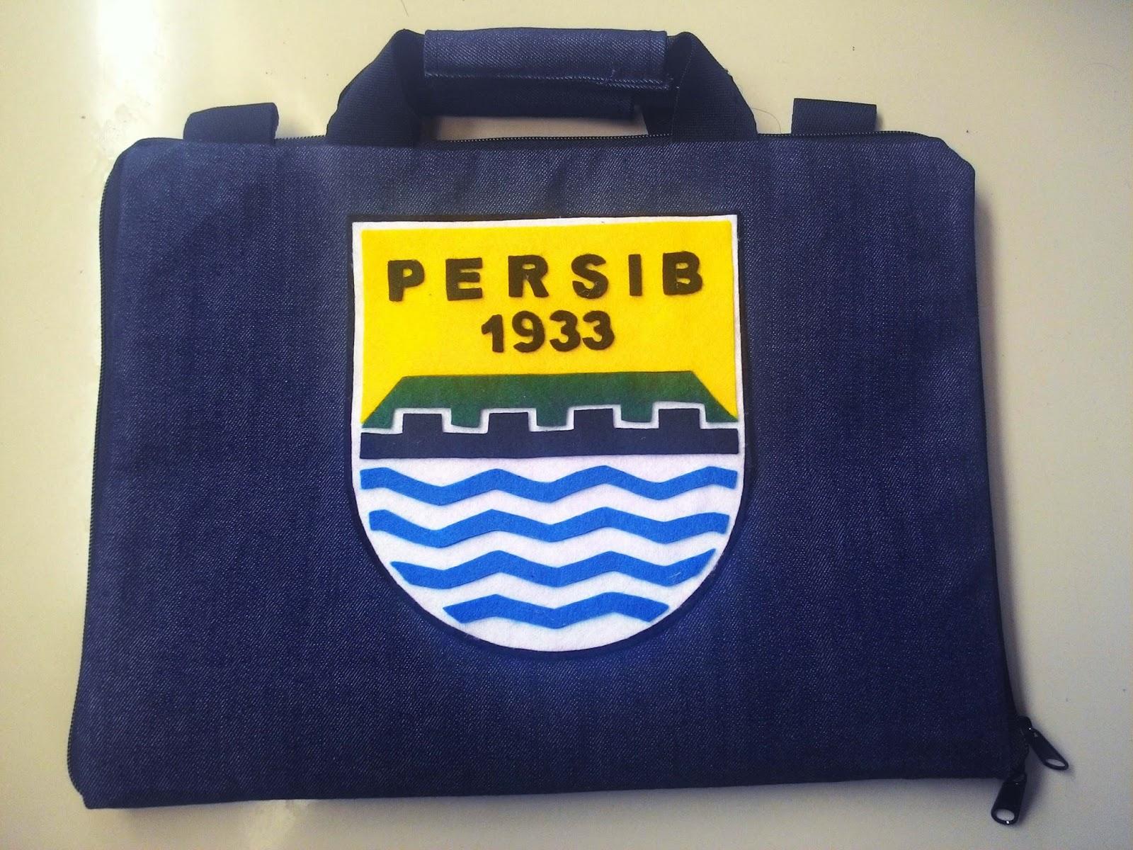 Tas laptop Persib Copyright: Istimewa