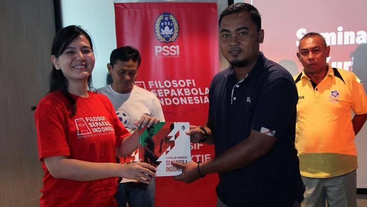 Sekjen PSSI, Ratu Tisha dalam acara peluncuran buku filosofi sepakbola Indonesia. Copyright: PSSI