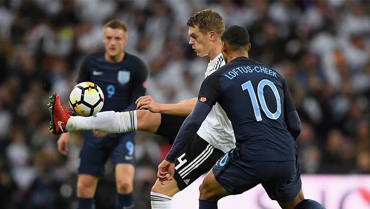 Ruben Loftus-Cheek menjalani debut bersama Inggris saat melawan Jerman. Copyright: Getty Images