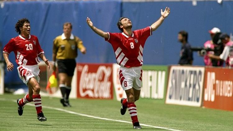 Jersey klasik tim-tim di masa lalu. - INDOSPORT